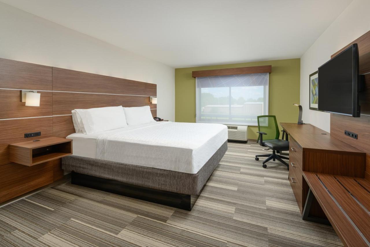 Holiday Inn Express - Tullahoma By Ihg Exterior photo