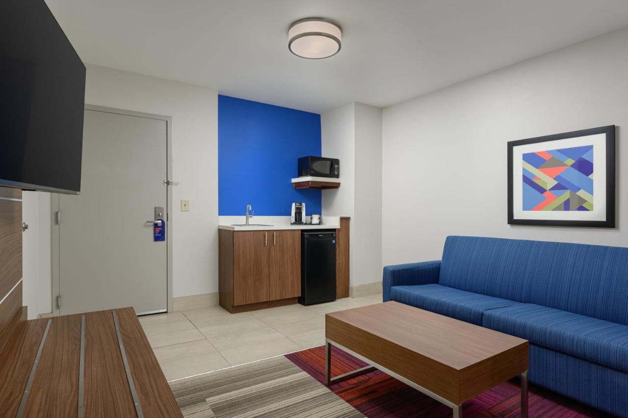 Holiday Inn Express - Tullahoma By Ihg Exterior photo